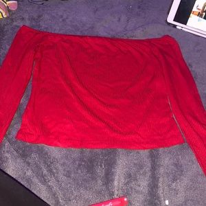 Red off the should top